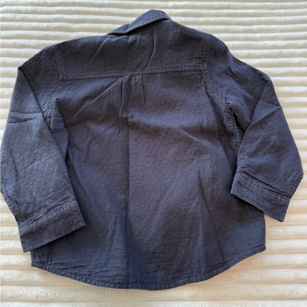 Cat & Jack Dark Blue Kids Button-Down Shirt with Red Accents - Picture 4 of 4